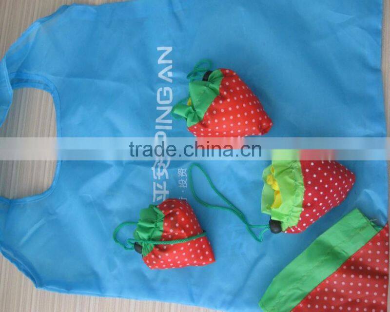 Mini fcolor oldable promotional gift starwberry nylon shopping bag