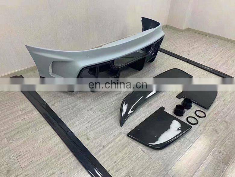 Runde Resin +Carbon Fiber Material For Ferrari 599 Upgrade Vorsteiner Style Body Kit Front Bumper Rear Bumper Side Skirt Spoiler