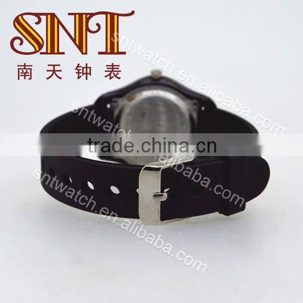 New arrival plastic watch cheap price for lady