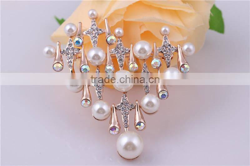 Latest Fashion Women Swan Shape Crystal Rhinestone Brooch