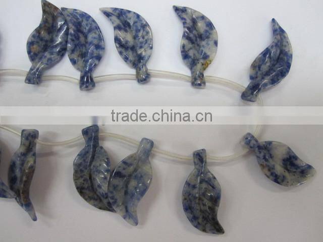 Gemstone rose quartz leave for jewerly making