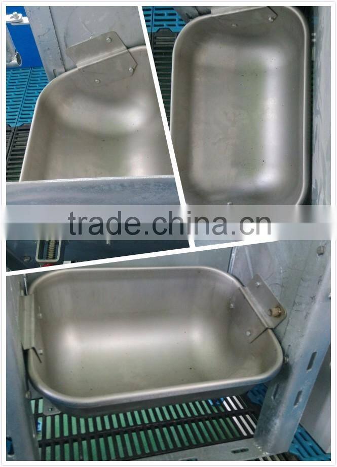 farrowing crates for pigs