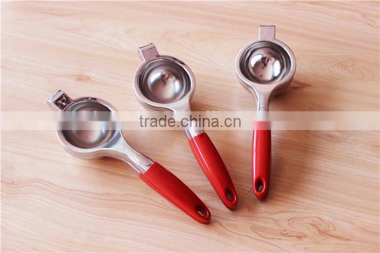 lemon and citure juicer with silicone handle