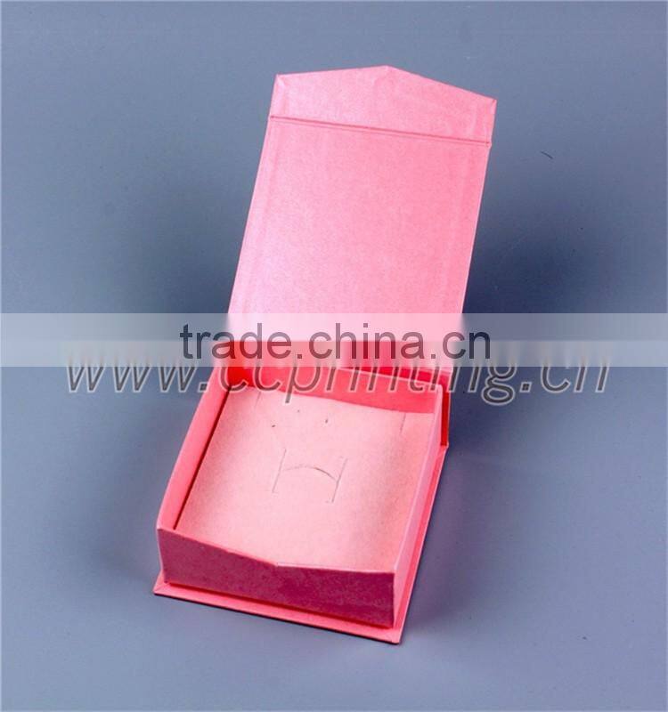 Magnetic gift cardboard jewelry box for necklace
