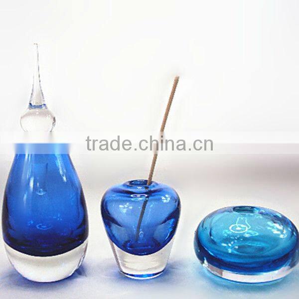 wholesale turquoise aroma reed diffuser bottle; lady diamond shape hand blown glass perfume bottles