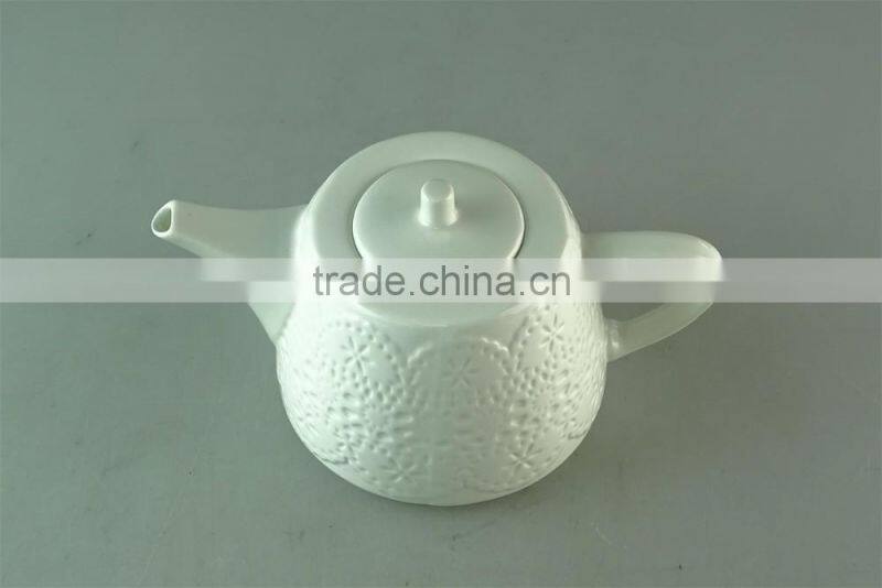 Unique shape white ceramic teapot coffee pot with special embossing in stock