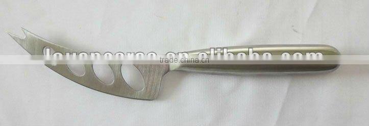 Cheese knife