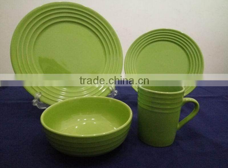 2016 new 16pcs embossed stoneware dinnerware set with low price