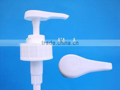38mm white twist up lotion pump