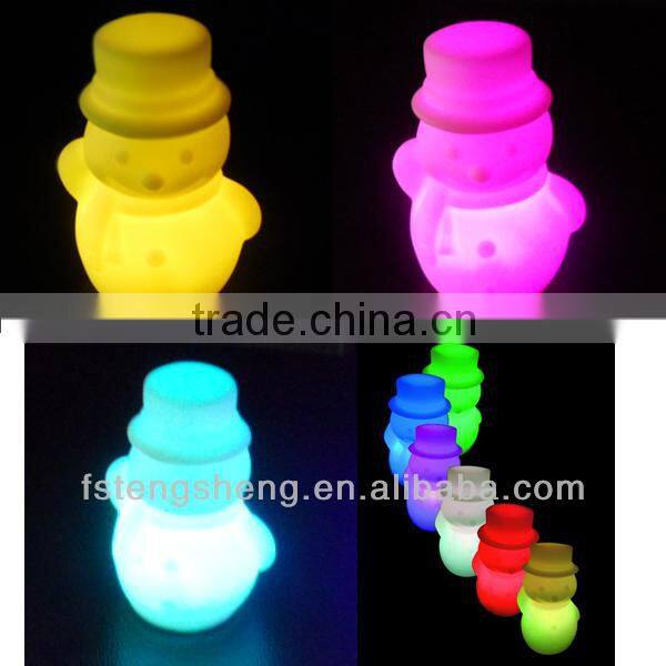 Wholesale colour changing snowman night light with battery for baby