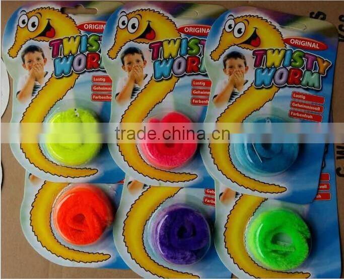 2016 trendy blister card mr fuzzy magic worm toy