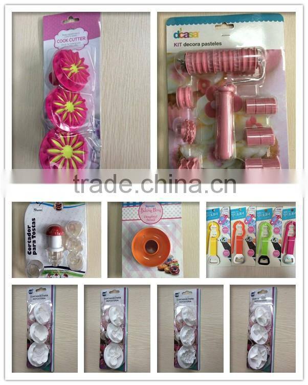 Plastic Cake Decorator Pack of 5