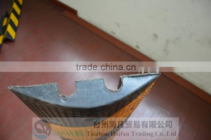 durable reflective speed bump/rubber road speed bump /rubber speed humps for Crossroads/road speed bump for crossing