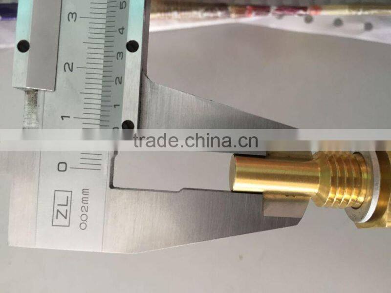 Temperature Sensor B3C8-18-840 B593-18-840A