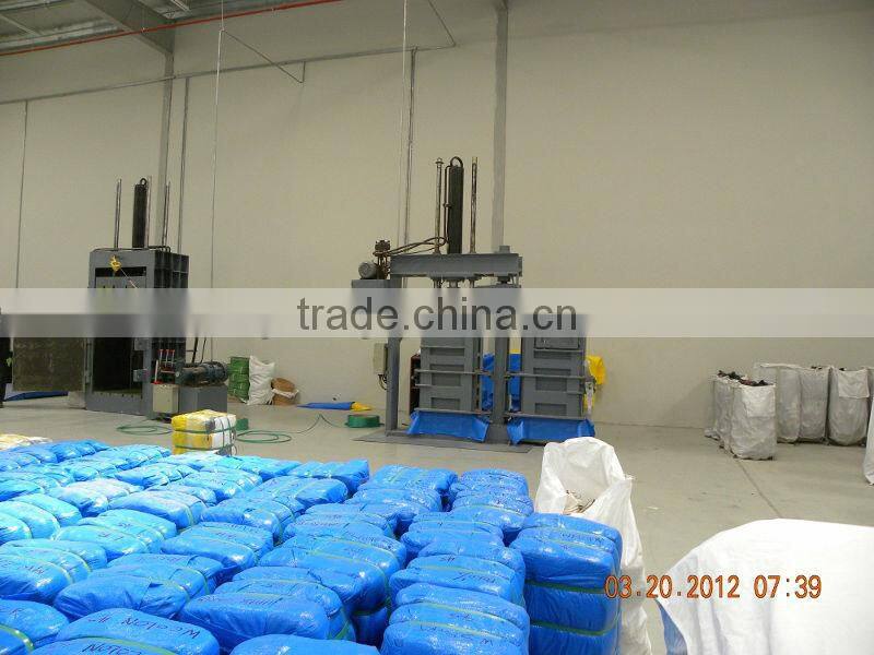 Vertical Press Baler for Second Hand Clothes