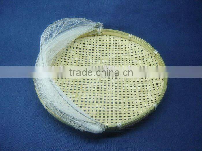 Natural bamboo food tray with nylon net