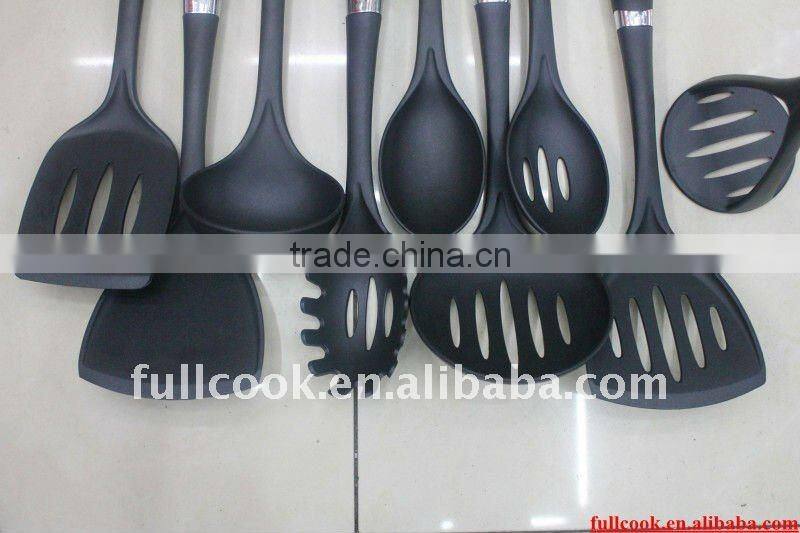 Nylon kitchen Utensil series w/rubber handle