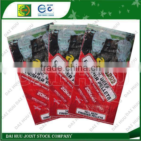 PP woven bag with Lamination using for animal feed