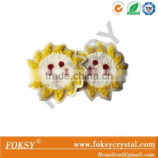 New cartoon design strawberry chenille embroidered patches