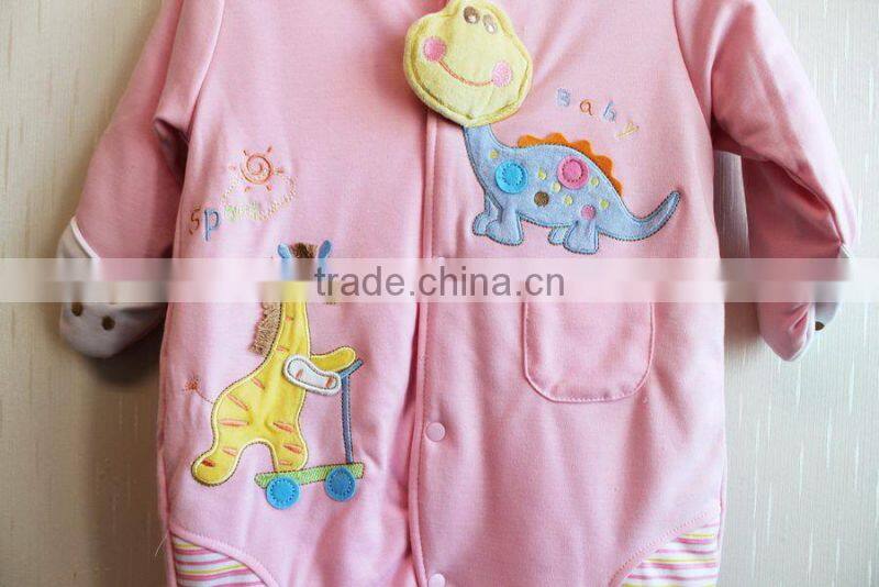 Wholesale Lovely Design Pretty New Born Winter Romper 100% Cotton Knitted Baby Coat With Hood A25-31641