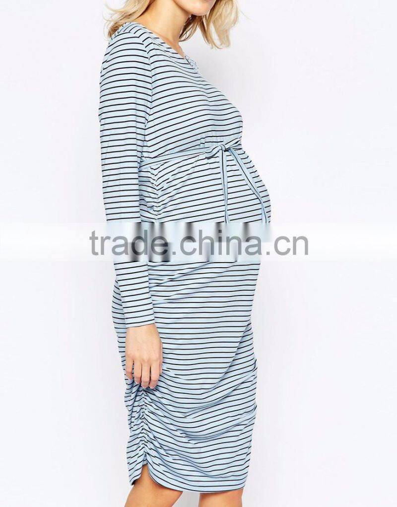 Close cut bodycon fit long sleeve maternity dress for pregnancy