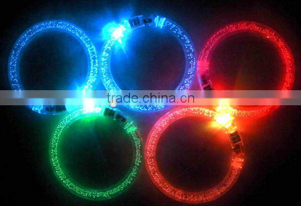 2014 wholesale led glowing bracelet