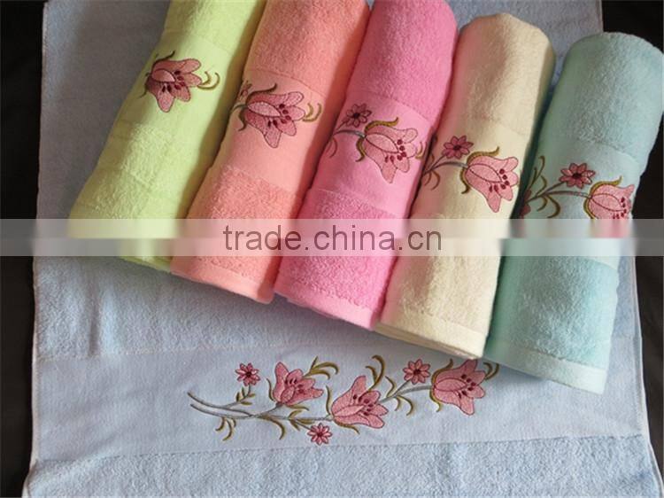 china factory supply solid color luxury embroidery towel set