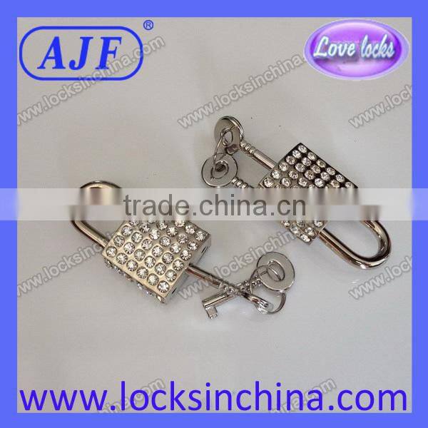 Nice rhinestone padlock for jewel case with square shape or heart shape lock
