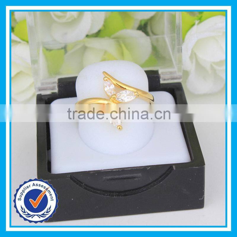 Cheap wholesale wedding zircon sexy ladies finger gold ring design