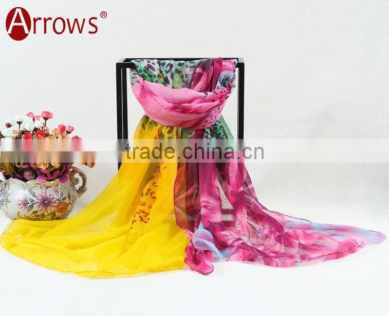 2015 Custom Lady Fashion Cotton Voile Shawl and Scarf Fresh Leopard Peony Printing for Spring Autumn