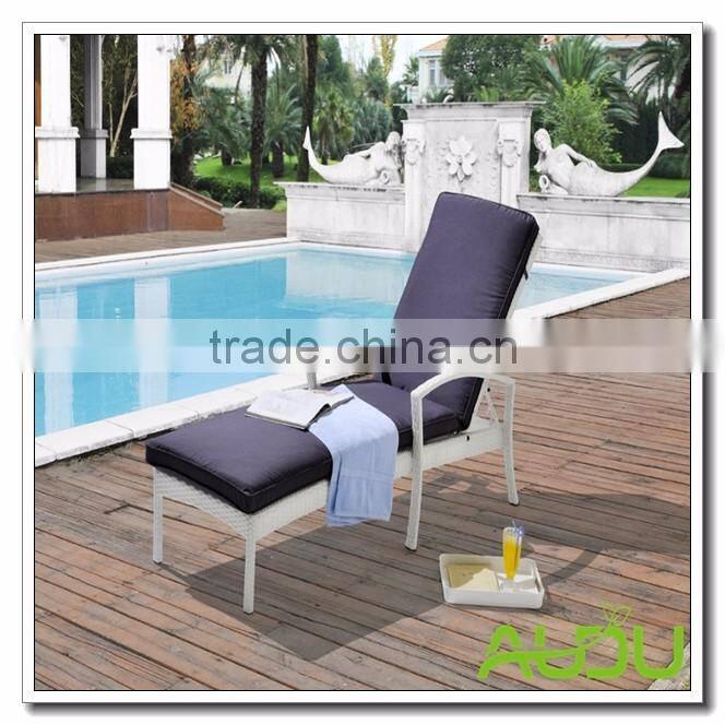 Audu White Los Angeles Garden Wicker Rattan Sun Lounger