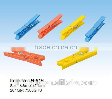 Hotsell Plastic clothes pegs / plastic clothes pegs