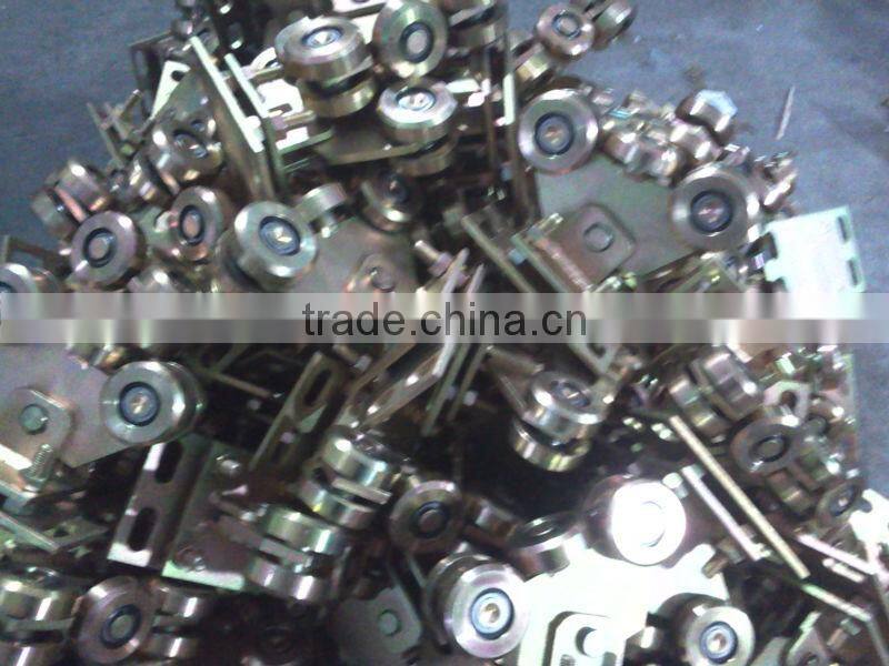 automatic sliding cantilever gate wheel