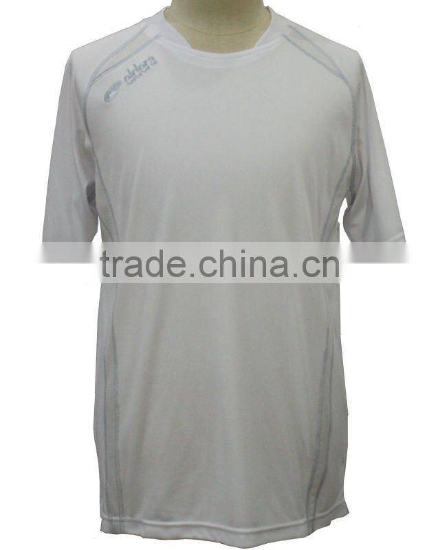 Triple needle cover stitch with fie threads style shirt