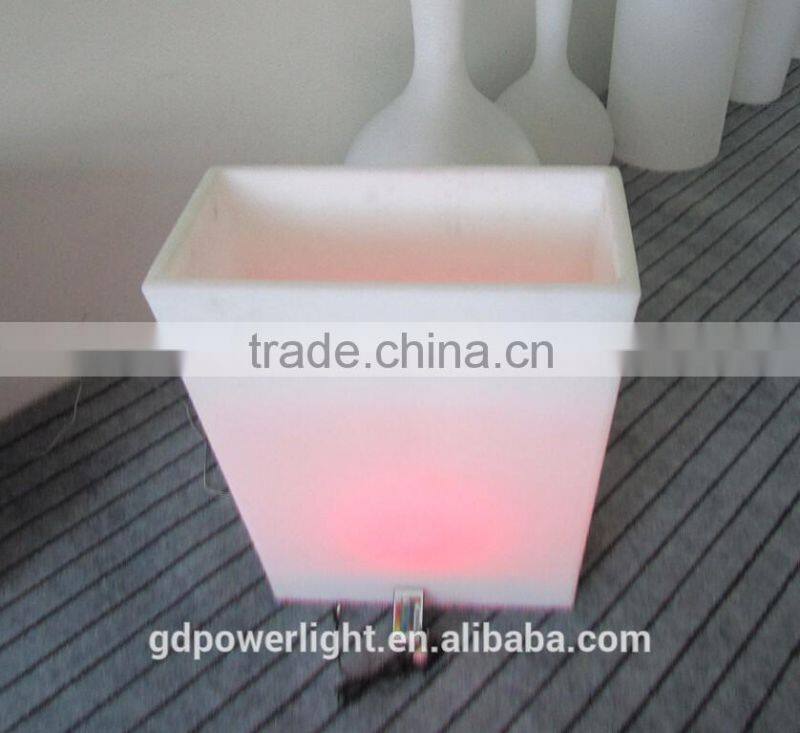 New PE plastic Flowerpot with LED light YXF-6070