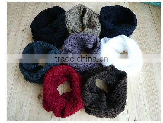 2013 Winter Acrylic Ladies Circle Neck Scarf