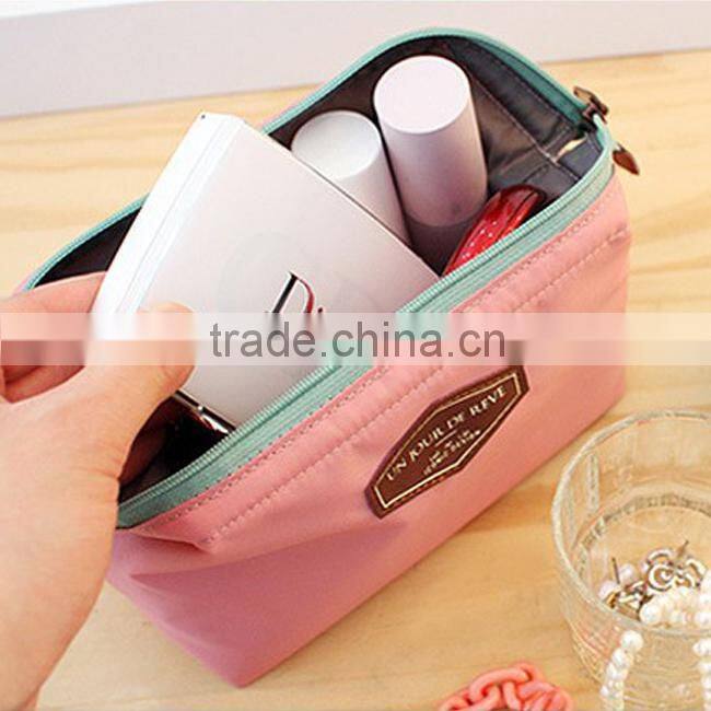 Technical brushes pink cosmetic makeup bag