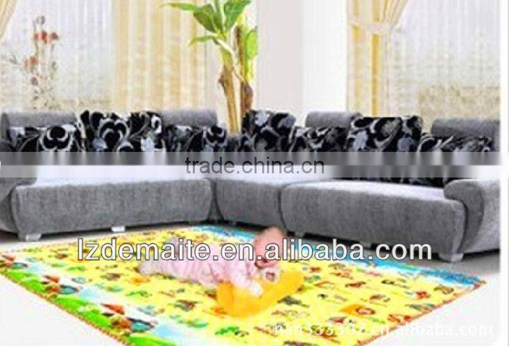 Alphabet learning mat for children