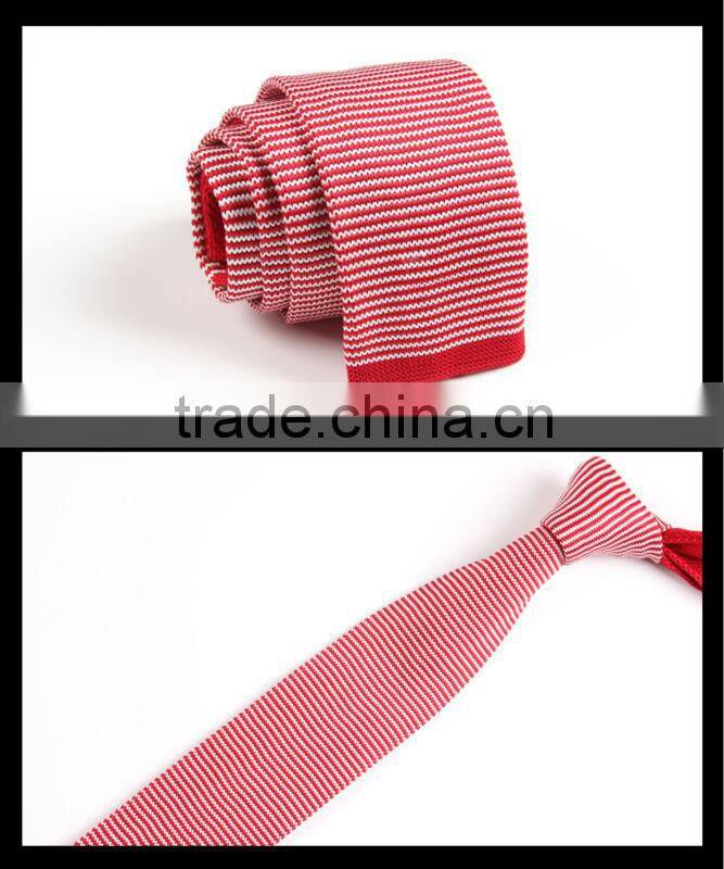 100% knitted neck tie