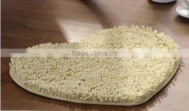 Hand tufted chenille carpet