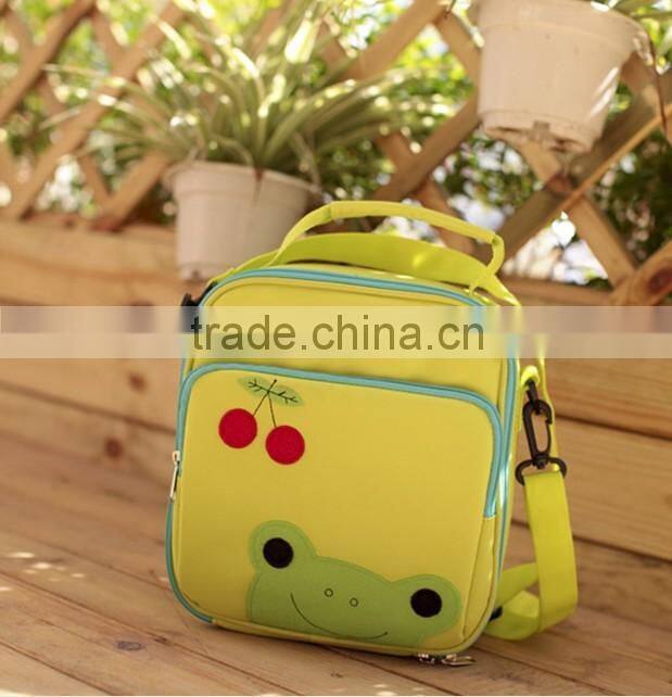 kids lunch bag with shoulder straps/kids insulated lunch bag