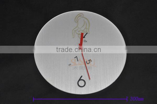 Fashion Acrylic Wall Clock With Diffterent Shape