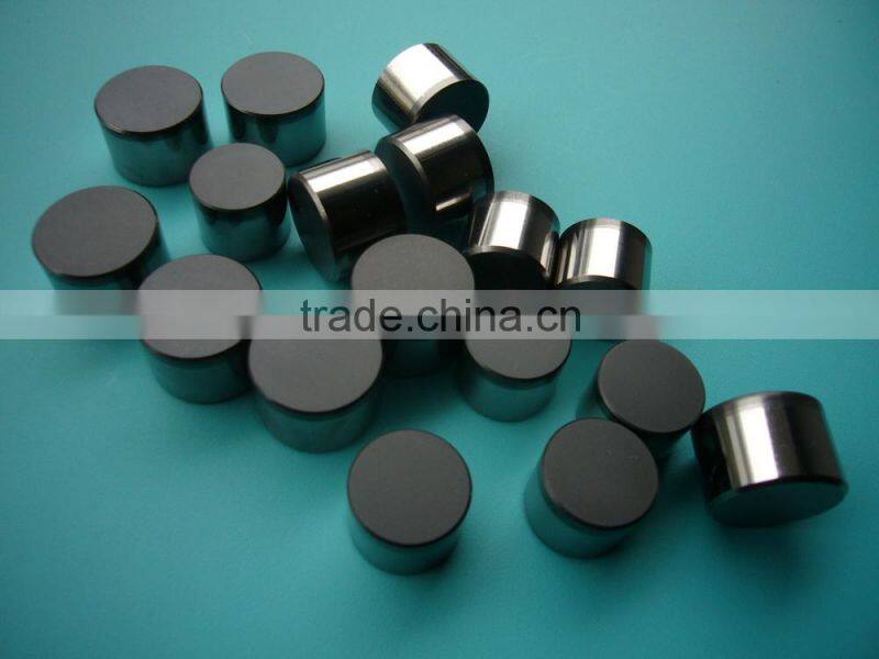 Polycrystalline diamond PDC cutter insert 1613 for oilfield drilling bit