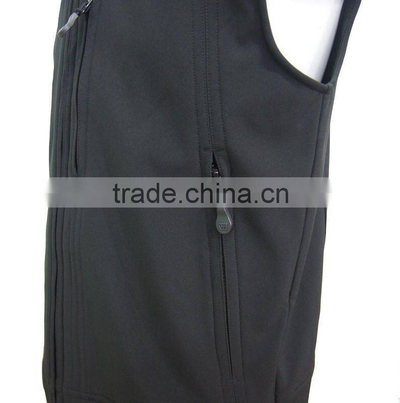 Stretchable Men's Softshell Vest