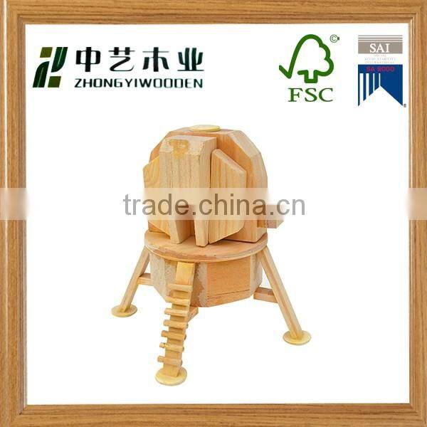 2016 unfinished handmade DIY natural colour customized logo wooden magnetic wooden educational toys