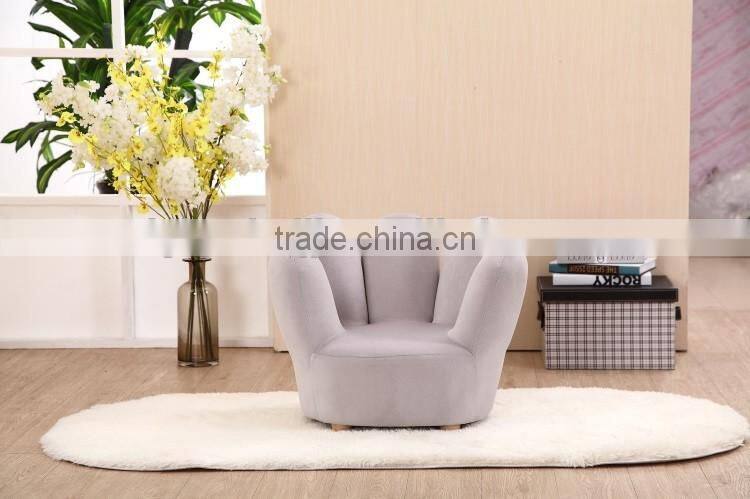 Wooden Frame Velvet Fabric Finger Sofa