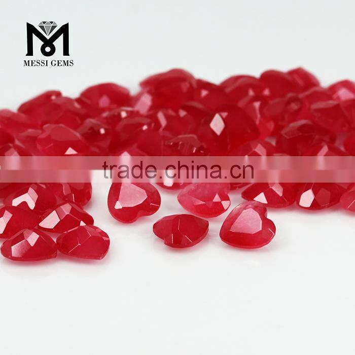 High Quality Precious Heart Machine Cut Natural Red Jade Gemstone