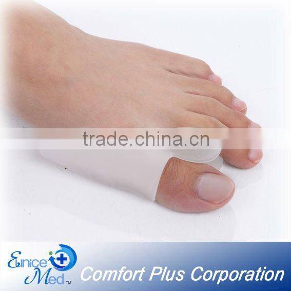 OBM footcare toe separator Silicone gel insoles