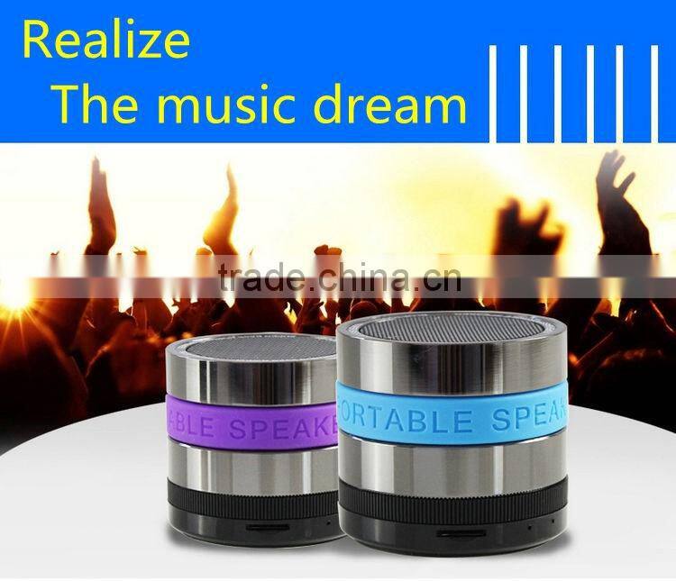 Super Bass Metal Portable Bluetooth Speaker with FM Radio