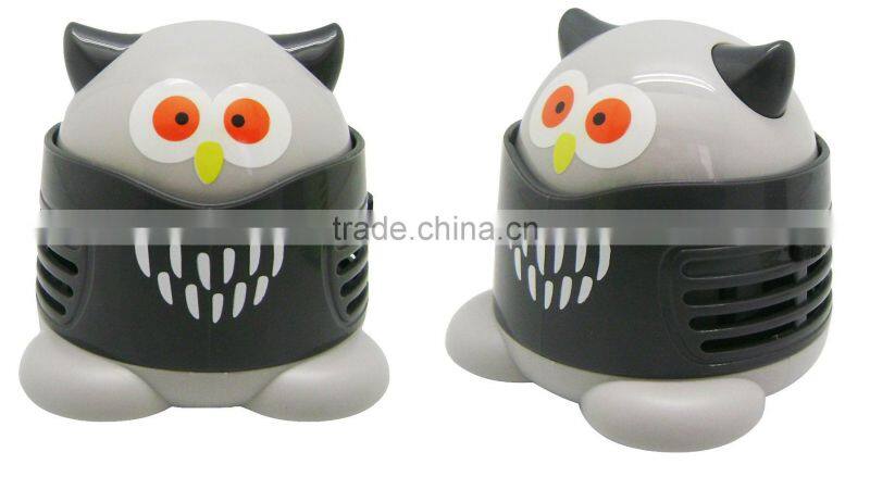 Mini owl shape desk vacuum cleaner